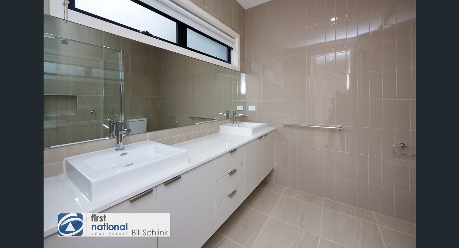 Warm Contemporary Duplex project photo 6